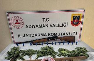 Jandarma ekipleri uyuşturucuya geçit vermiyor
