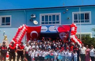 Jandarma, karne sevincine ortak oldu