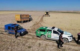 Jandarmadan çiftçilere anız yakmama eğitimi