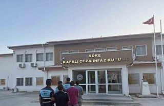 Kaçak kazı yaparken suçüstü yakalandılar