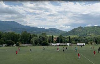 Kadın futbol takımlarından Gürcistan’da dostluk...