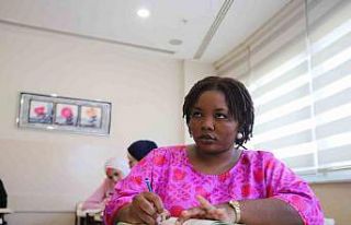 Kamerunlu İngilizce öğretmeni, Türkçe öğrenmek...