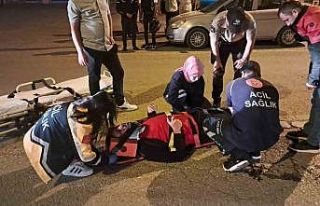 Karaman’da otomobille çarpışan motokurye yaralandı