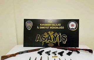 Karaman’da ruhsatsız silahlar ile uyuşturucu ele...