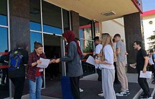 Karaman’da YKS’ye geç kalan adaylar sınava alınmadı