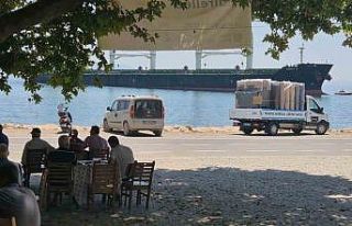 Karaya oturan gemiyi kurtarma çalışmaları sürüyor