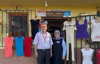 Karı-koca 28 yıldır fanila üreterek geçimini...