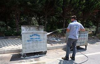 Kartepe’e çöp konteynerleri yıkanıyor