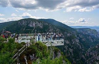 Kastamonu Üniversitesi, yılın stresini doğada...