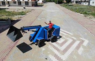 Kendi imkanlarıyla iş makinesi yapan genç, köy...