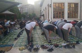 Kırklareli’nde bayram namazı coşkuyla eda edildi