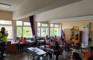 Kırklareli’nde öğrencilere trafik eğitimi