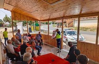 Kırklareli’nde traktör sürücüleri bilgilendirildi