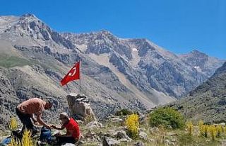 Kırşehirli dağcılar Aladağlar’da eğitim kampı...