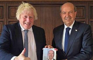 KKTC Cumhurbaşkanı Tatar, Birleşik Krallık eski...