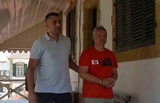 KKTC’de askeri tesisleri görüntüleyen Yunan vatandaşı...