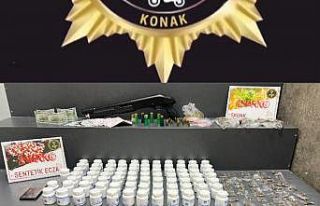 Konak’ta uyuşturucu tacirlerine geçit yok: 13...