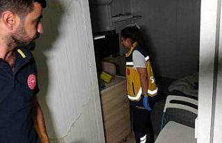 Konteynerden gelen kötü koku paniğe neden oldu