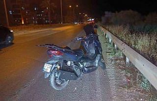 Kontrolden çıkan motosiklet devrildi: 2 yaralı