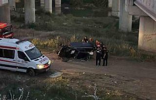 Kontrolden çıkan otomobil Kızılırmak’a uçtu:...