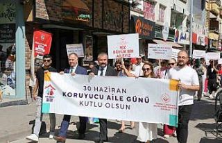’Koruyucu Aile Günü’ farkındalık yürüyüşü