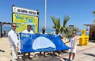 Kuşadası plajları 25 Mavi Bayrak ile taçlandı