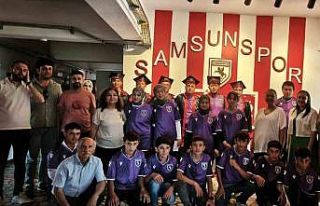 Liseye Samsunspor köşesi