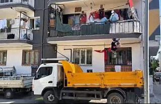 Mahalleli bıktı, onların çöp sevdası bitmedi