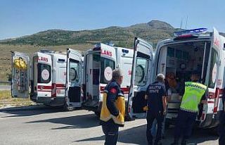 Malatya’da iki otomobil çarpıştı: 4 yaralı