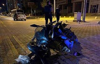 Malatya’da otomobil ile motosiklet çarpıştı:...
