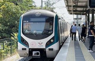 Marmaray’da raylara atlayan kişi intihar etti