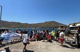 Marmarisli gönüllülerden koy temizliği