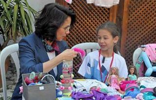 Menteşe’de "Hazine Pazarı" renkli görüntülere...