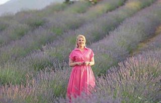 Merkezefendi’nin lavanta bahçesi ziyaretçilerini...