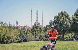 Mersin Büyükşehir Belediyesi, bayram hazırlıklarını...