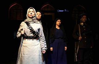 Milli mücadele kahramanı kadınların kıyafetlerini...