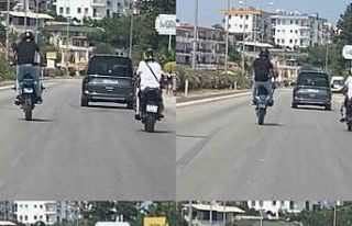 Motosikletli sürücüden D-400 karayolunda tehlikeli...