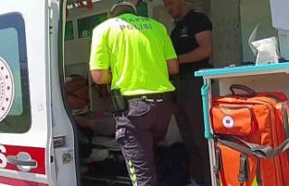 Motosikletten düşen sürücü yaralandı