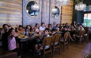 MÜSİAD Antalya’dan çocuklara karne şenliği