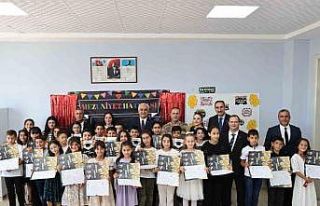 Muş’ta 104 bin öğrenci karne heyecanı yaşadı