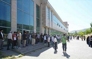 Muş’ta YKS’nin ikinci oturumu AYT başladı
