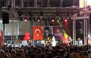 Nazilli’de yaz konseri ilgi gördü