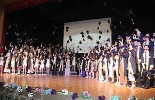 ODÜ Tıp Fakültesi 105 mezun verdi