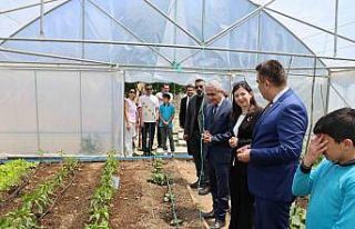 Öğrenciler bu bahçede sebze ve meyve yitiştirecek