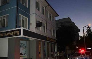 Otelin 3. katından düşen 2 yaşındaki çocuk yaralandı