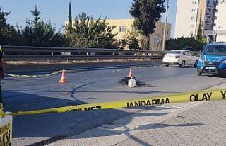 Otomobilin çarptığı yaşlı adam hayatını kaybetti