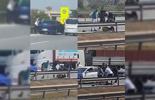 Otoyolda sürücü önce dövüldü sonra suyla ayıtılmaya...