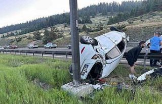 Otoyolda takla attı: 2 yaralı