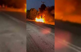 Patnos’ta kaza yapan araç alev aldı: 2 yaralı