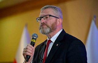 Polonyalı milletvekili Braun parlamentodaki LGBT...